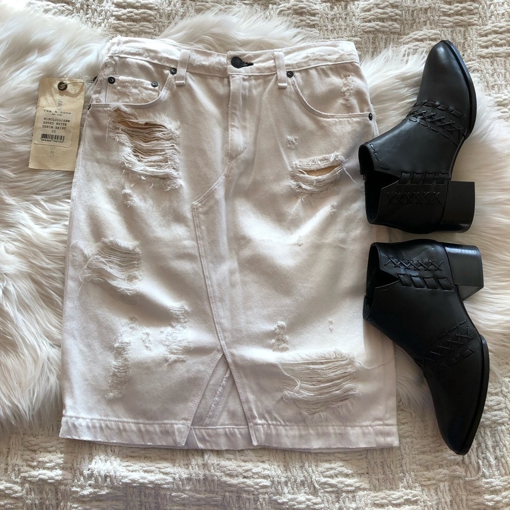 Rag & Bone The Distressed Pencil Skirt in White 25